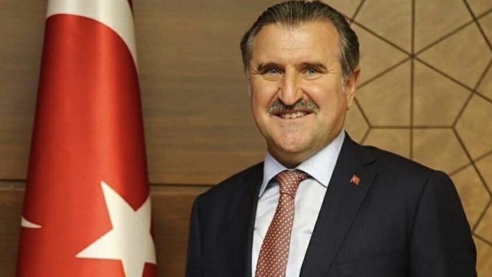 Bakan Bak’tan Filenin Sultanları’na tebrik