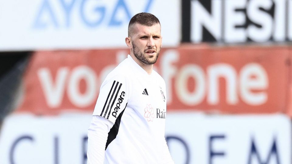 Beşiktaşlı Ante Rebic yeni sayfa açmak istiyor