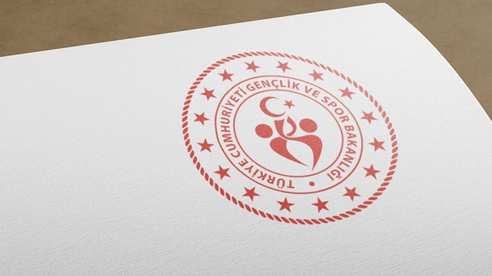 Spor kulüplerine tüzük değişikliği için verilen süre doluyor