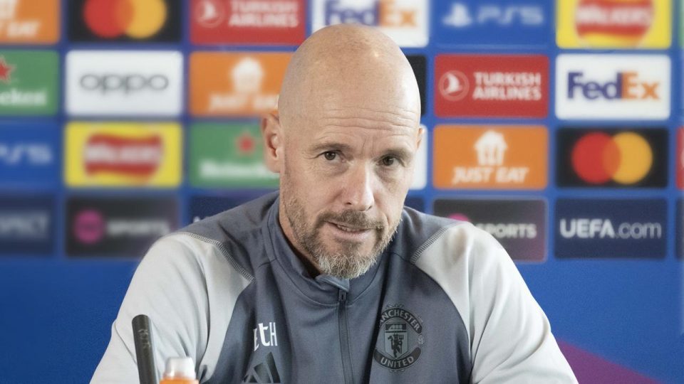 Erik ten Hag: Atmosferle nasıl başa çıkacağımızı biliyoruz