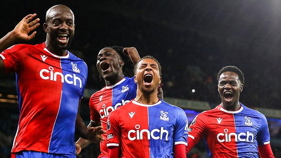 Crystal Palace son 2 dakikada Manchester City’den puan aldı