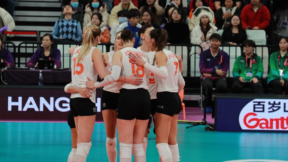 FIVB’de Türk finalinin kazananı Eczacıbaşı Dynavit