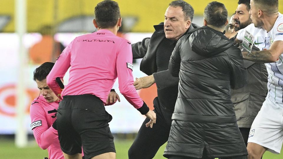 Hakem Halil Umut Meler’in ifadesi ortaya çıktı: ‘Seni öldüreceğim’ dedi