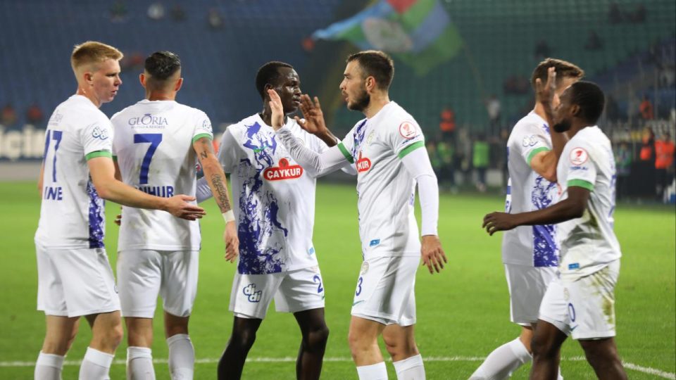 Türkiye Kupası’nda Çaykur Rizespor 5. tura yükseldi